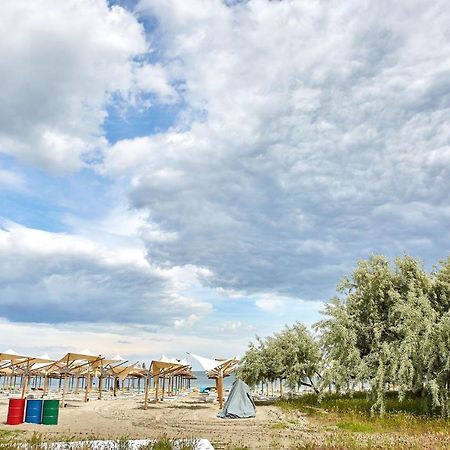 Summer Dream Beach Apartment Năvodari Exteriör bild